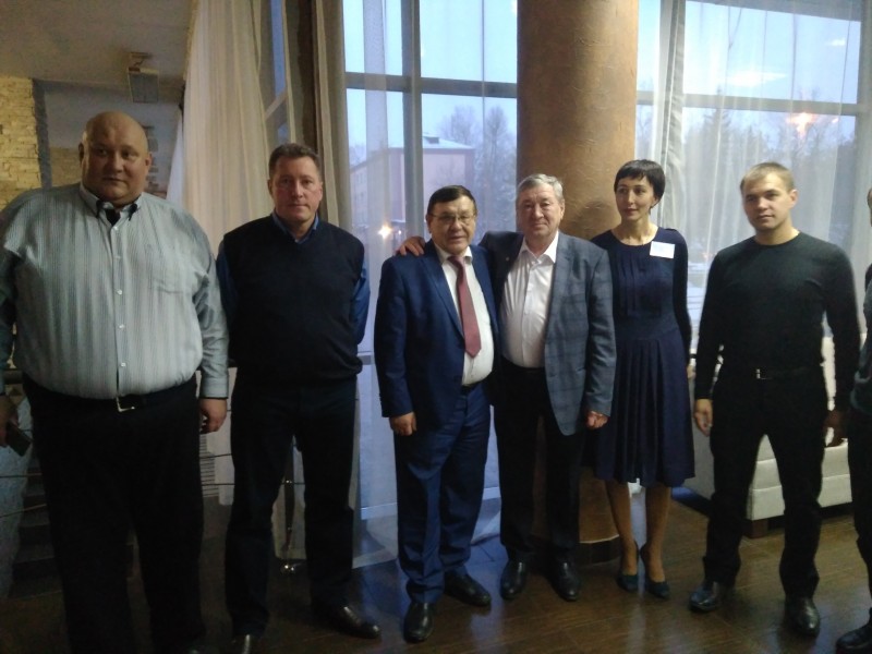 вице-президент РОХ, чл.корр РАН, профессор Е.Г.Григорьев, третий справа